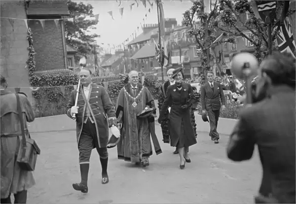 The Duchess of Kent and the Mayor of Dartford. 1938