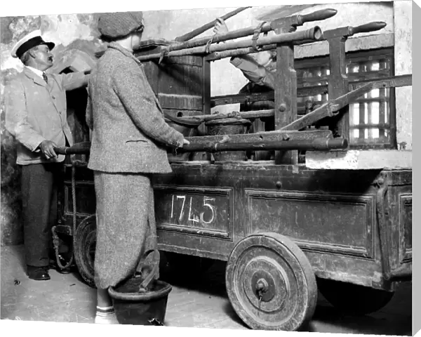 Fire Engine (Old Rye). 1934
