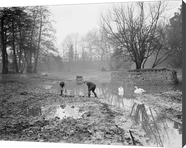 Workmen reconstructing the old Mottingham gardens, Bromley. 1937