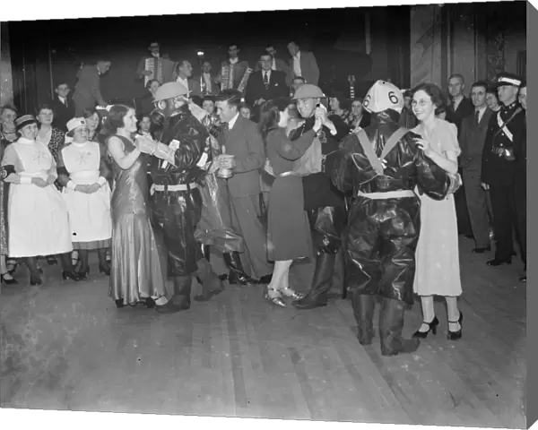The ARP ( Air Raid Precautions ) and AFS ( Army Fire Service ) dance at Crayford