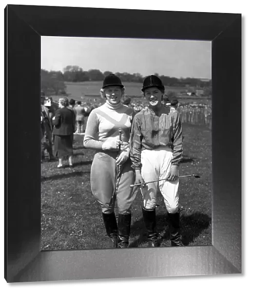 9 May 1954 Miss Tessa Covell and Miss Maureen McKenna, lady jockeys for the Pendarves