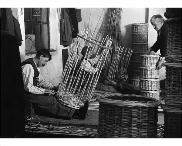 Basket weaving in Swanley 1936 A TopFoto