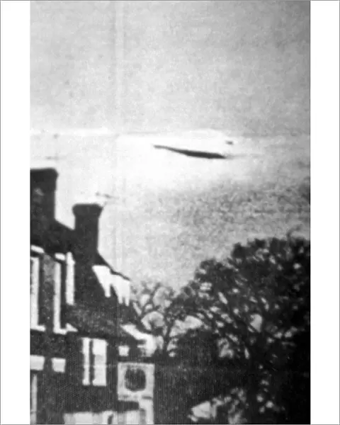 UFO photographed from Cranbrook High School, Cranbrook, England in December 1944 (14