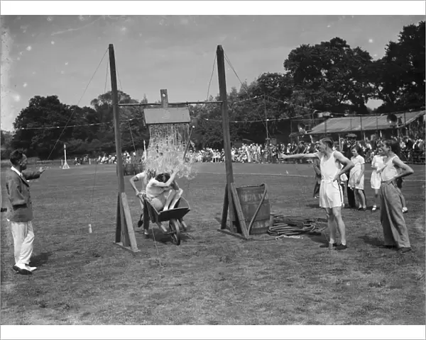 Tilting the bucket. 1935