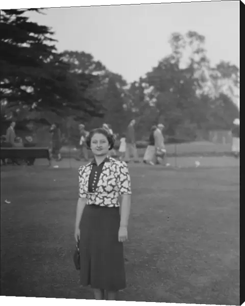 Miss Maureen Leonard. 1937