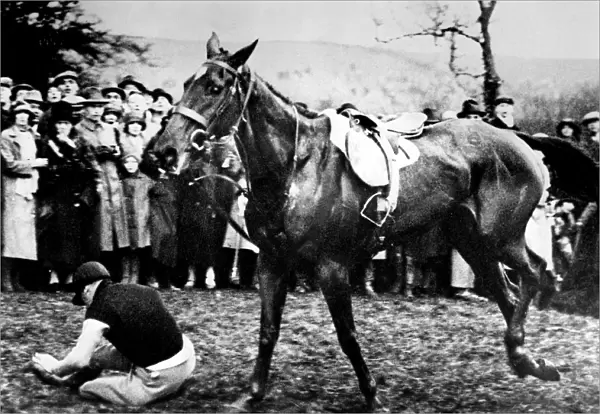 Hawthorne, Berkshire - The Prince of Wales falls from his horse during the Welsh