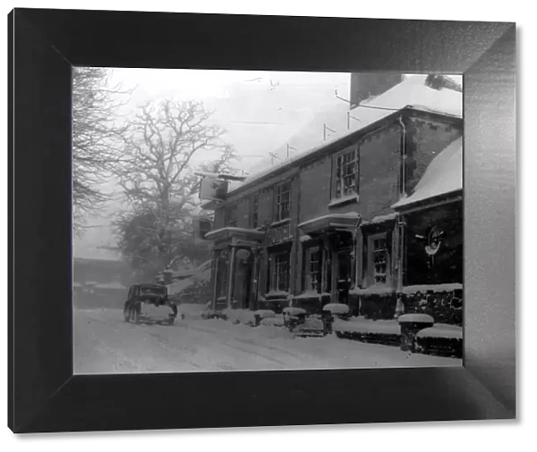 Bull Inn at Wrotham, Kent 1947