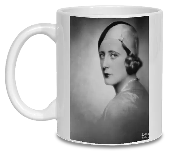 To give a tea party for the Prince on 31 January. Senora Fleirscheim a beautiful