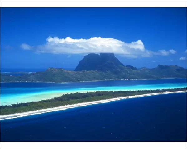 T4. 042. Polynesia. Bora Bora, from the air