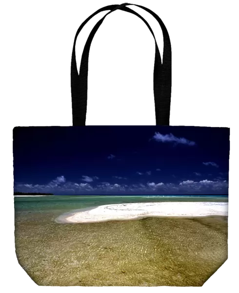Tropical Islands - Islet on Rangiroa Atoll, Polynesia