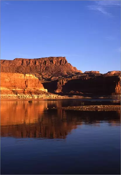 USA - Utah - Arizona - Lake Powell - ?TopFoto  /  CW