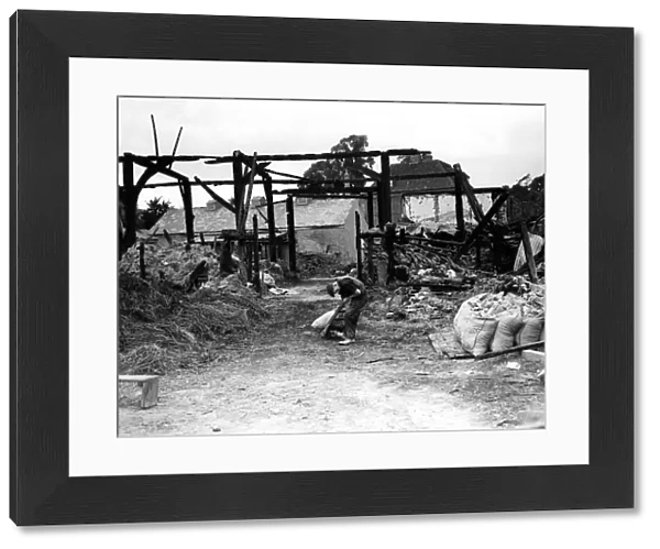 Bomb damage at Alexanders Farm, Eynsford, Kent 30th September 1940