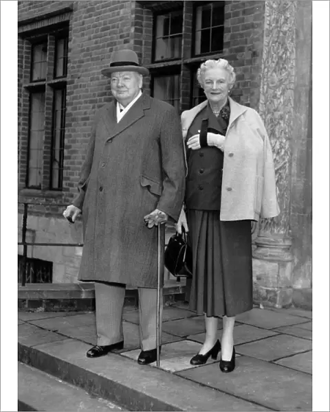 Sir Winston Churchill and Lady Clementine Churchill Sir Winston recently resigned
