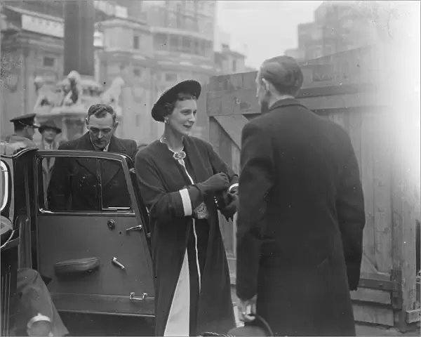 Duchess of Kent wears Halo Hat when she visits the Abbey. The Duke and Duchess of Kent