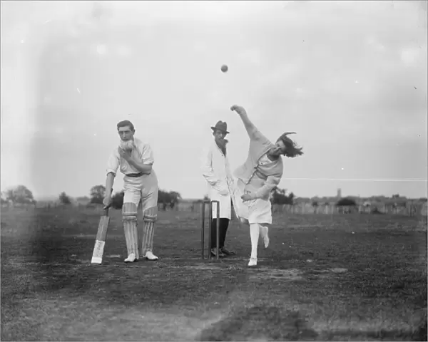 Miss Muriel Malted, the girl cricketer of Ashford, Kent. 19 August 1922