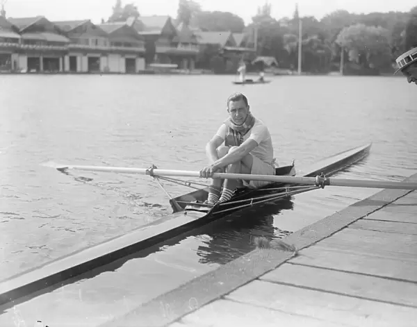 Preparing for Henley royal regatta D B Morris, the 1923 Diamond Sculls winner