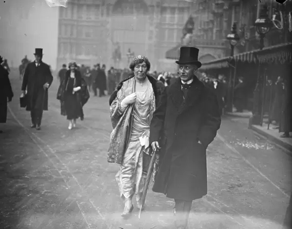 State opening of Parliament. Lord and Lady Mildmay of Fleet. 9 December 1924