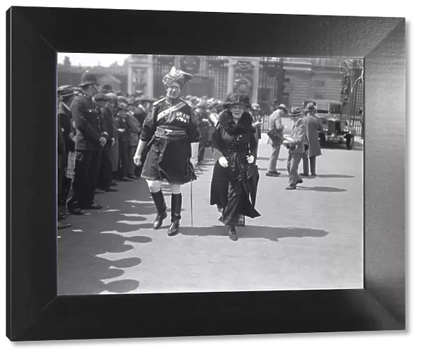 Investiture at Buckingham Palace. Major Boyle, DSO, Indian Army. 10 July 1922