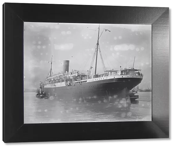 At Tilbury, Australia liner SS Euripides 28 March 1923