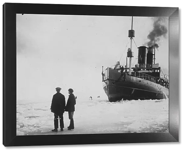 King Winter comes to Finland. A picture showing the Finnish ice breaker Tarmo