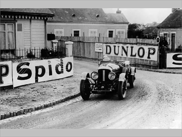 Le Mans 1929 The winning Speed Six Bentley Old Number 1 at Pontlieu