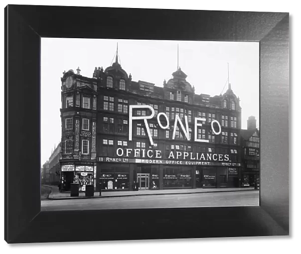 Large building in Holborn, London for Roneo office equipment. 1920 s