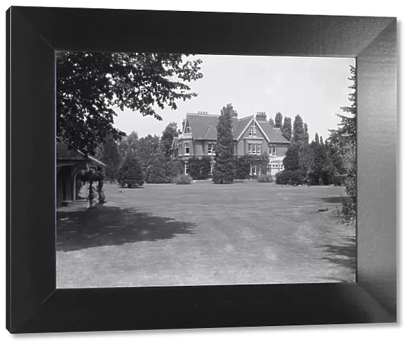 Ranji gives his house at Staines, Jamnagar as a hospital The Prince of Wales Hospital