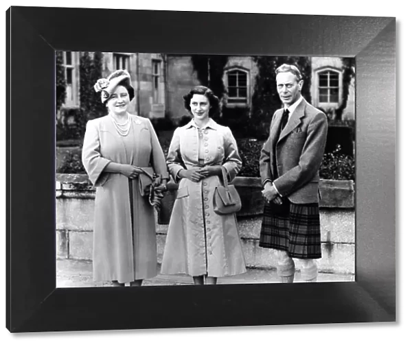 Family Picture at Balmoral Castle Scotland August 1951 Queen Elizabeth Queen Mother