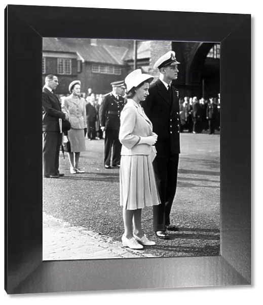 HRH Princess Elizabeth and Lieut Philip Mountbatten, RN, before the royal party