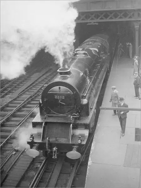 Britains first turbine driven locomotive on view at Euston. The Turbomotive at Euston