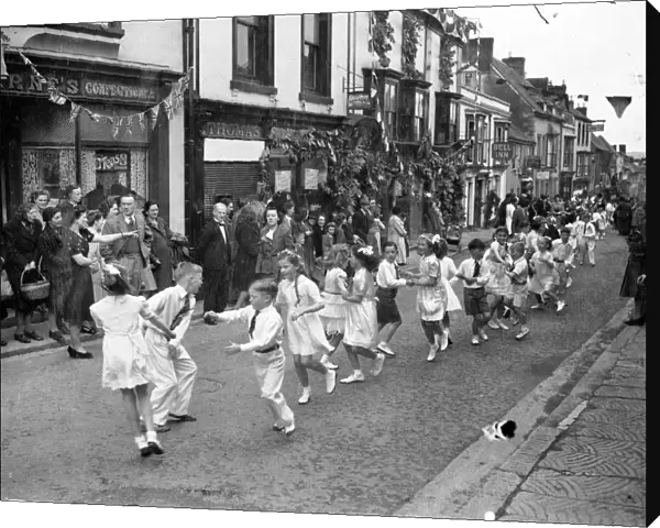 Yesterday (Thursday) the centuries old Cornish Floral Dance re-enacted through the streets