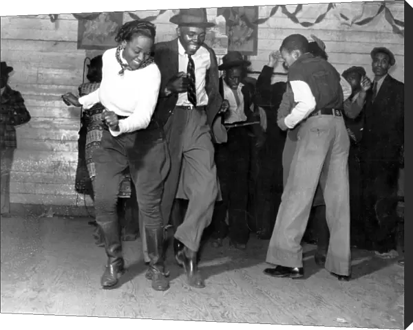 Juke Joint outside Clarksdale, Missouri November 1939 dance  /  dancing  /  party season