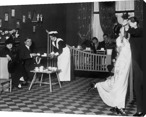 Tea dance 1914 dance  /  dancing  /  party season  /  celebration  /  happy vintage news archive