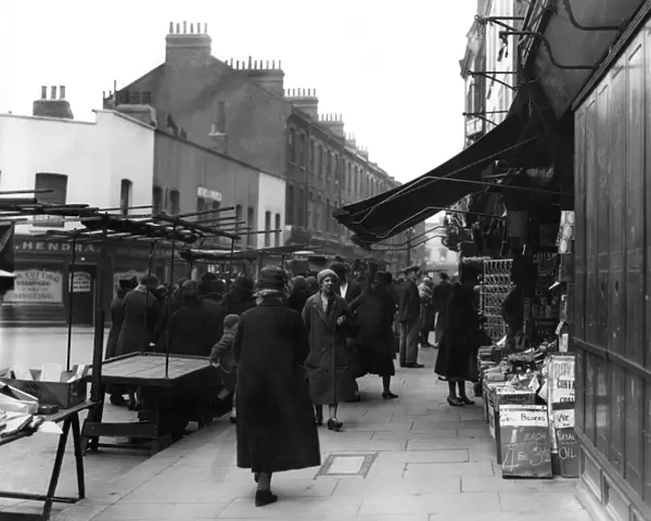 London. Lambeth Walk. 1930s History of London - Vauxhall  /  Lambeth