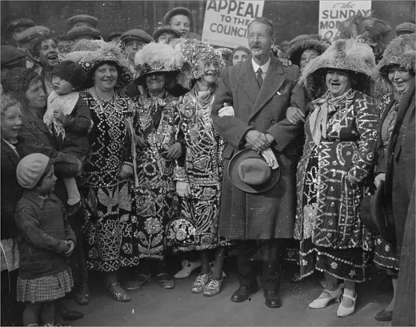 Pearly kings and queens protest against Sunday street trading ban at Lambeth