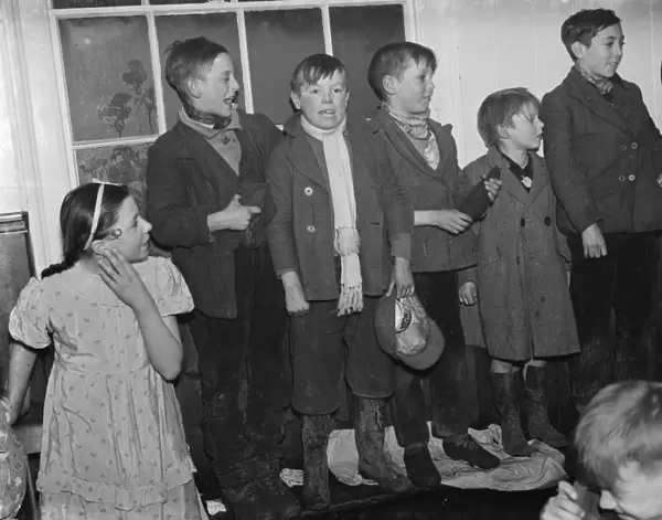 Gypsies childrens party, St Mary Cray. 19 January 1939 Travellers Romany Gypsy