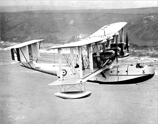 Blackburn Iris Mk III S1263 was a five-seat long-range maritime reconnaissance flying