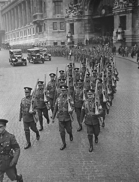 2nd Battalion West Yorkshire Regiment ( Prince of Wales Own ) arriving at Waterloo