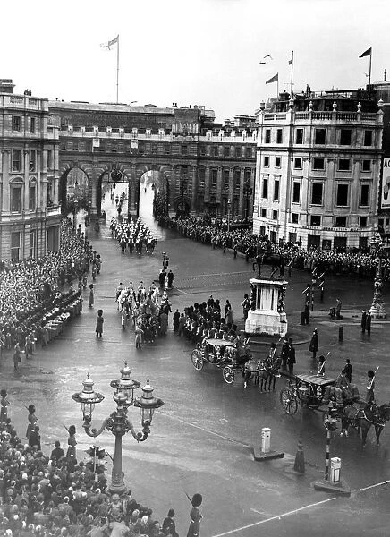 8 February 1952 he Royal Proclamation was read at Trafalgar Square by Lancaster Herald, Mr A