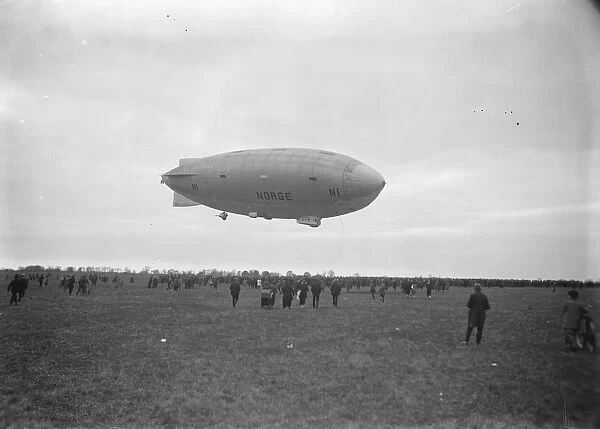 Amundsens airship Norge arrives at Pulham. The Norge in flight. 13