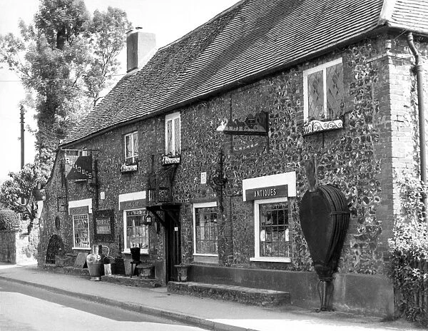 Antique shop in Upper Beeding, Sussex