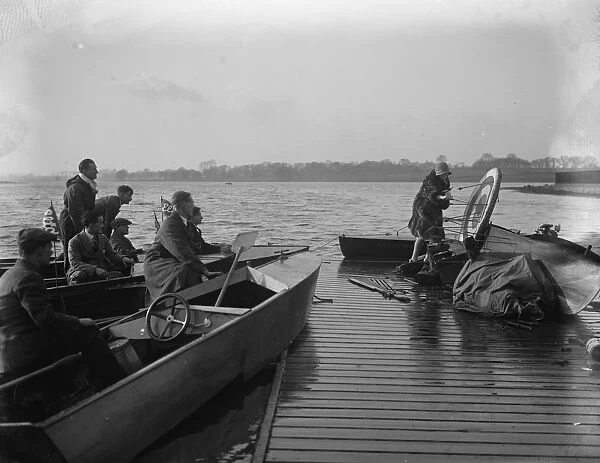 Archery from motor boats on Welsh Harp, Hendon. Competitors in their motor boats
