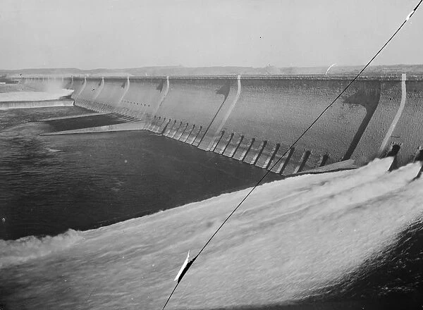 Assouan ( Aswan ), Egypt. Recent picture of great dam. ( Aswan Low Dam ) 16 January
