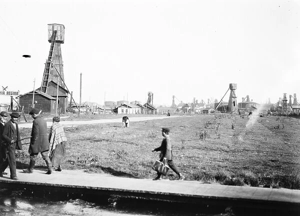 Barowslav, Galicia. The great oil wells at Barowslav. 24 October 1921