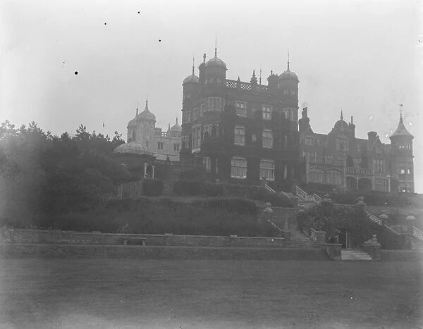 Bawdsey Manor, Suffolk. Sir Cuthbert Quilters residence. 18 November 1922