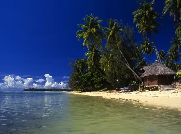 Beach on the island of Morea, off Tahiti