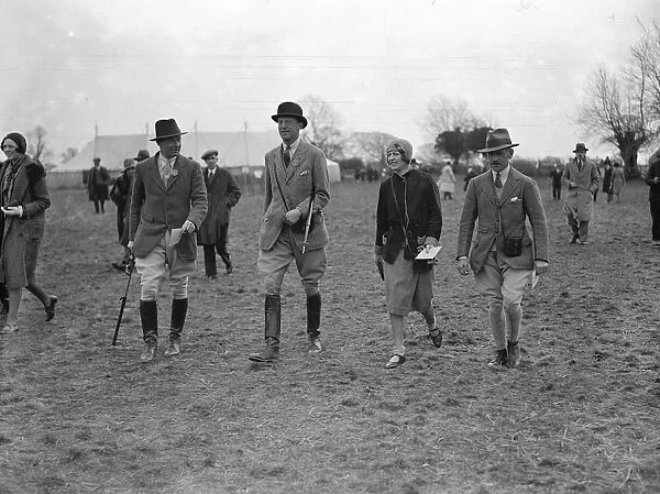 Beaufort Hunt point to point at Leighterton. Mr Frank Voss ( right ), the American artist