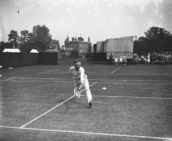 At the Beckenham Tennis Tournament, H Bignold, the one armed tennis player 1926