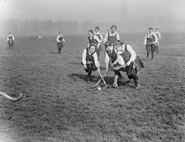 Bedford College Students Hockey at Paddington 20 March 1920