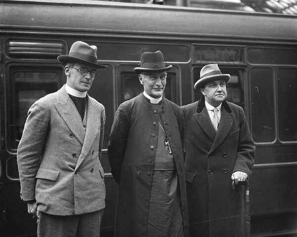 Bishop of London leaves Euston for World Tour. Left to right. The Rev H C Thomas